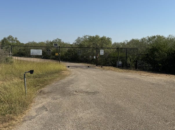 1588 PR 1688 FOUR X RD, Moore, TX 78057