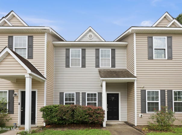 312 Burley Drive, Hubert, NC 28539