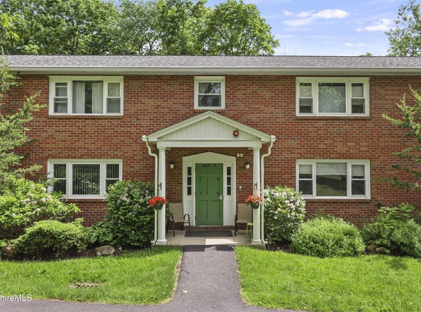 5 Morgan Manor, Lenox, MA 01240