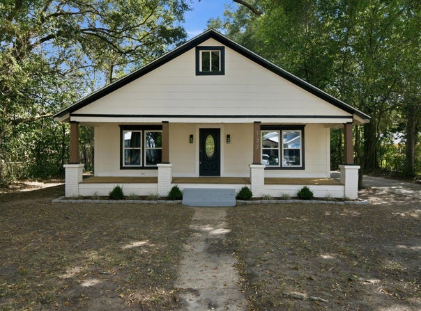 137 W 5th Ave, Petal, MS 39465