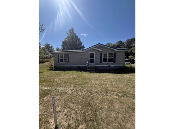 1887 E Fish Road, Shelby, MI 49455