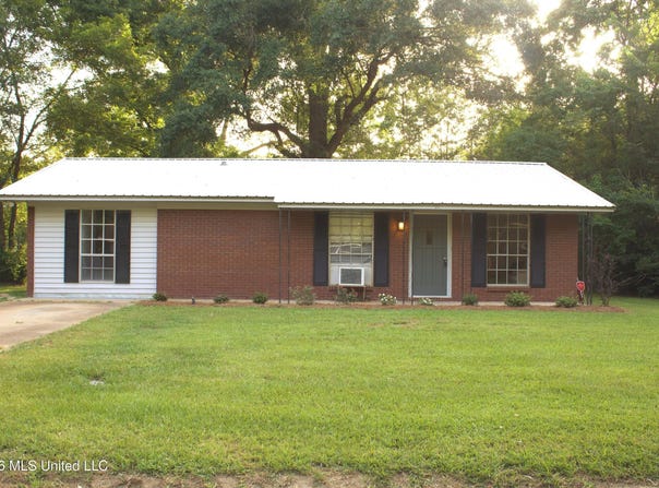 147 Skylane Drive, Pearl, MS 39208