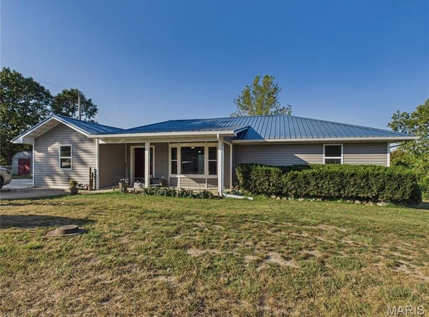 14328 Torpedo Drive, St Robert, MO 65584