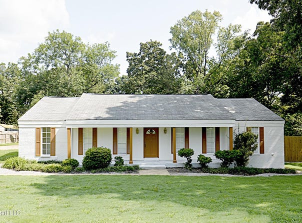 4490 S Big Horn Drive, Nesbit, MS 38651