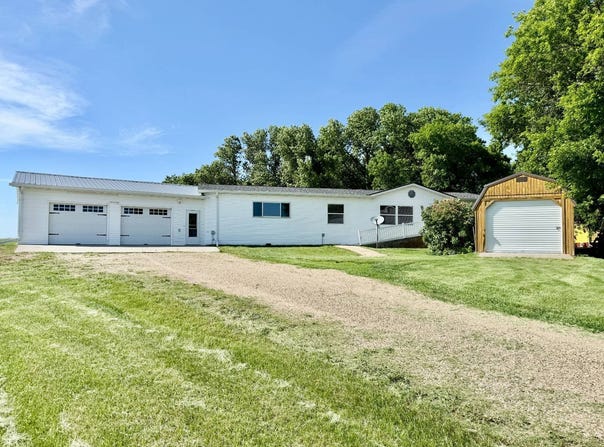 8841 49th St NE, Devils Lake, ND 58301
