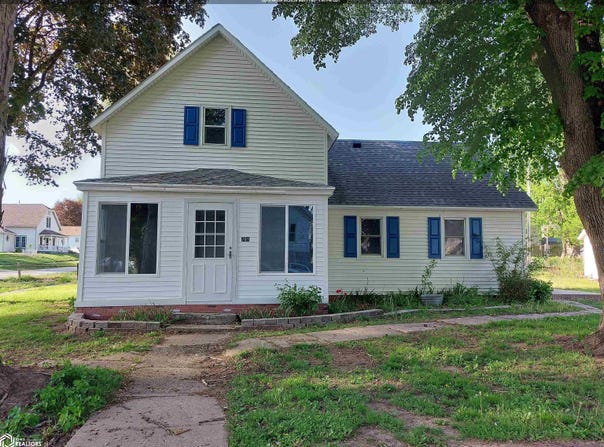 701 Lowell Avenue, Emerson, IA 51533