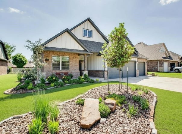 1111 Sawgrass Lane, Enid, OK 73703