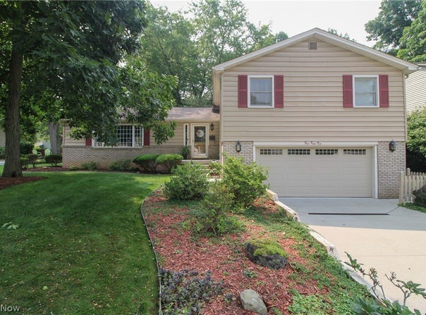 452 Rockland Drive, Boardman, OH 44512