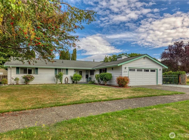 649 C Court, Enumclaw, WA 98022