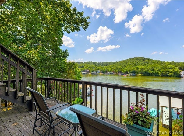 399 Porter Loop, Camdenton, MO 65020