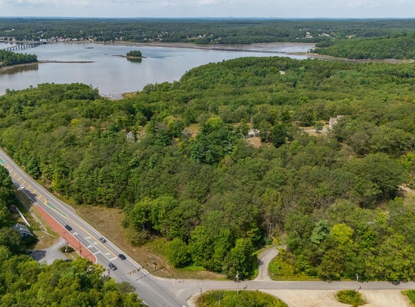 61B Bay View Trail, Edgecomb, ME 04556