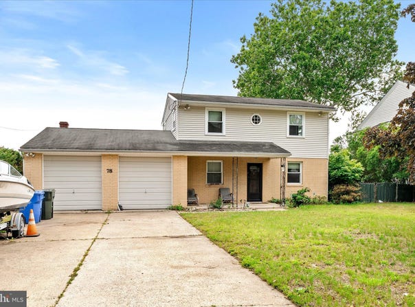 78 LAKE Drive, BEVERLY, NJ 08010