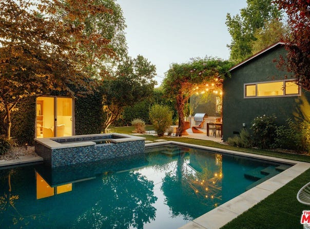 13352 Martha St, Valley Glen, CA 91401