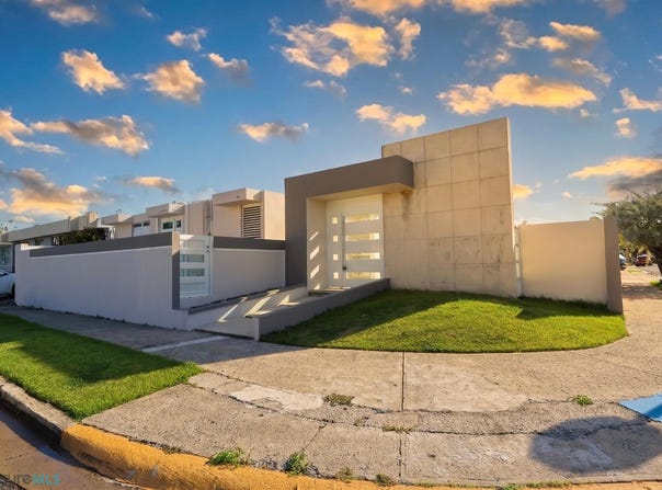 Carolina, Carolina, PR 00983