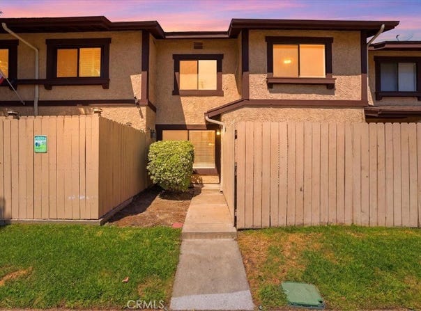 8601 Sunland, Sun Valley, CA 91352