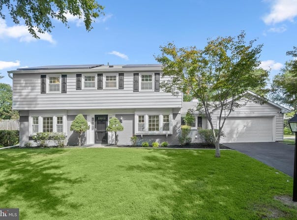 2801 VILLAGE LN, SILVER SPRING, MD 20906