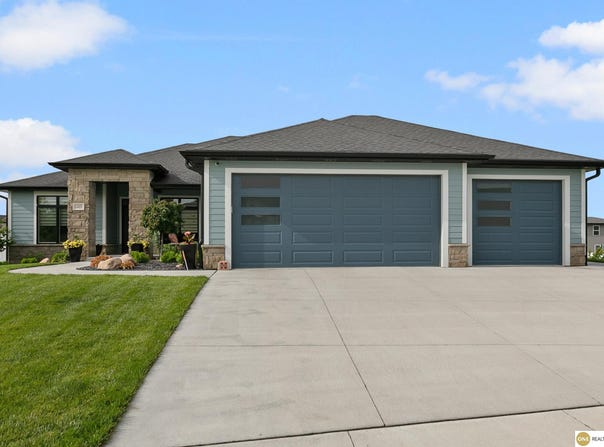 1405 W Beartooth Drive, Lincoln, NE 68521