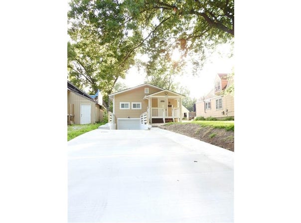 706 S Northern Boulevard, Independence, MO 64053