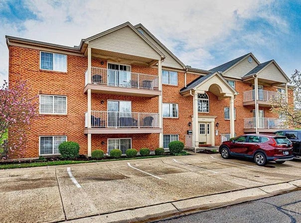 3326 Emerald Lakes Dr, Cincinnati, OH 45211