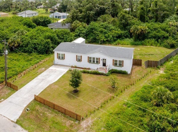 3005 Mignon Circle, Labelle, FL 33935