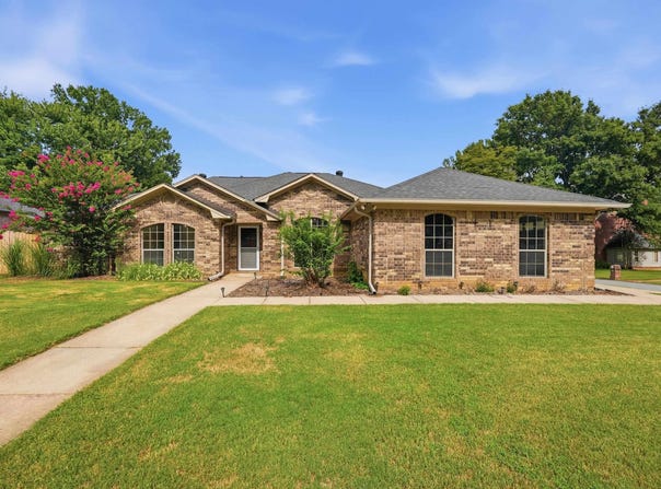 1500 John Ed Circle, Conway, AR 72034