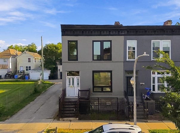 2739 W Maypole Avenue, Chicago, IL 60612