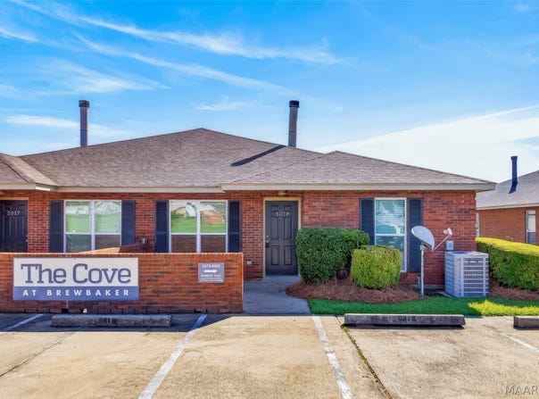 5817 BREWBAKER Boulevard, Montgomery, AL 36116