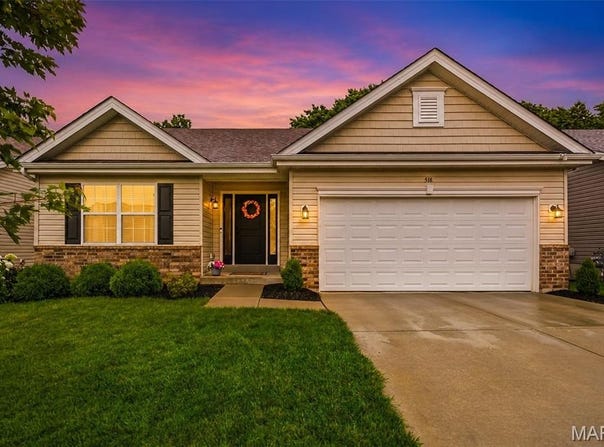518 Brookside Forest Court, O'Fallon, MO 63366