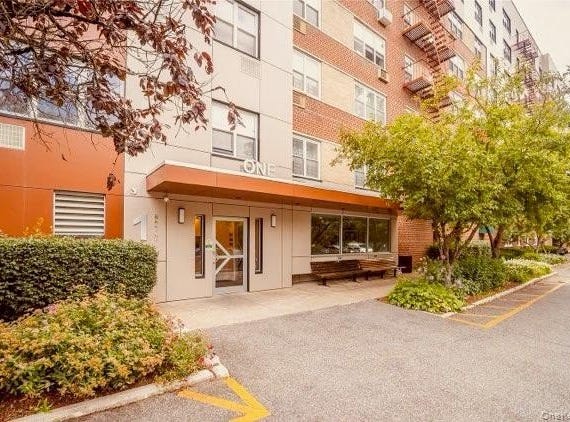 1 Balint Drive, Yonkers, NY 10710