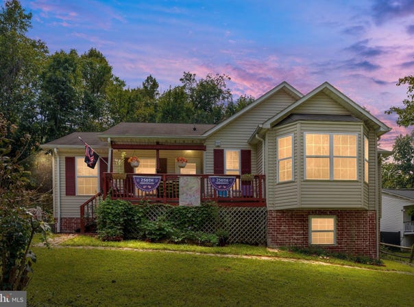 107 TEE Court, LINDEN, VA 22642