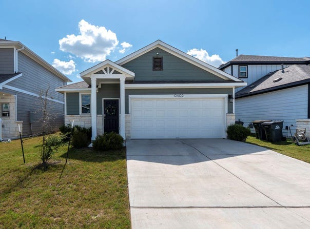 12402 Zenyatta Dr, Buda, TX 78610
