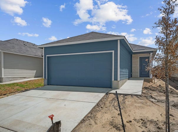 6050 Remember Way, Von Ormy, TX 78073