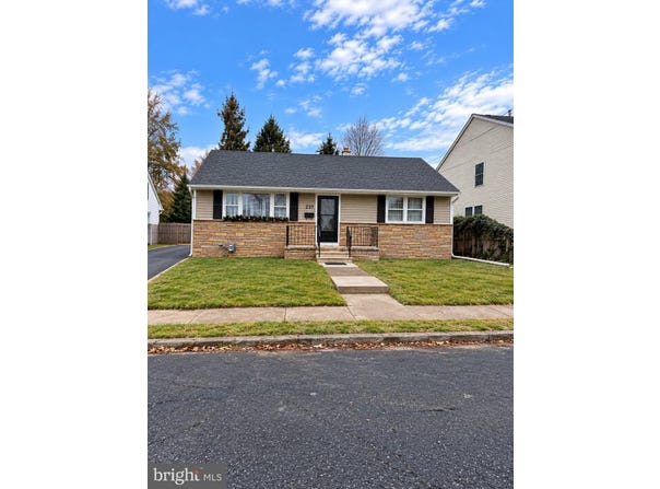 237 NEW HILLCREST Avenue, EWING TWP, NJ 08638