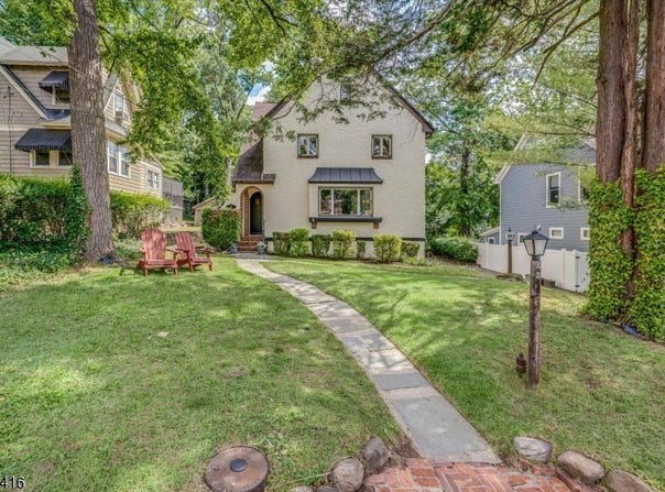 43 Pine St, Millburn Twp., NJ 07041-2007