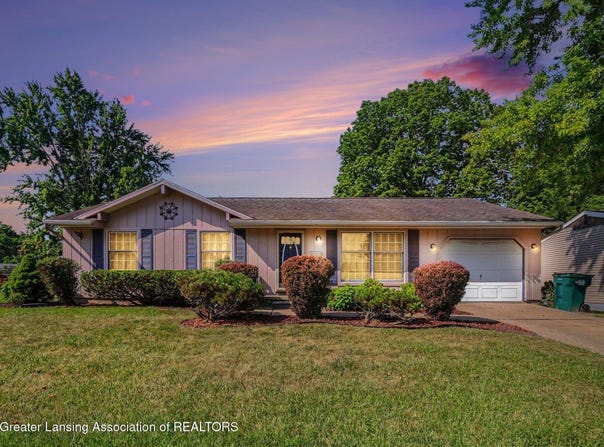3224 Continental Drive, Lansing, MI 48911