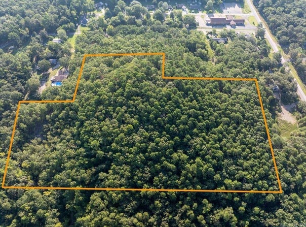 9999 Simpson St, Mena, AR 71953