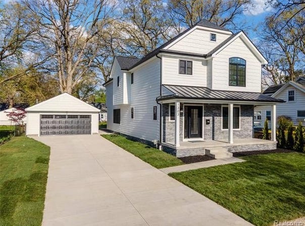 1303 Mohawk Avenue, Royal Oak, MI 48067