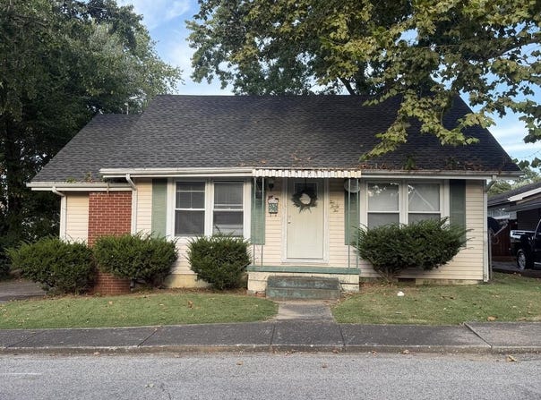 242 Daniel Dr., Madisonville, KY 42431