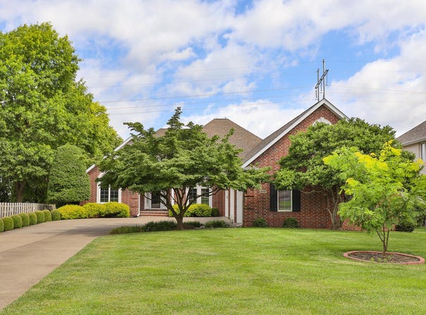 3331 E Fox Grape Street, Springfield, MO 65804