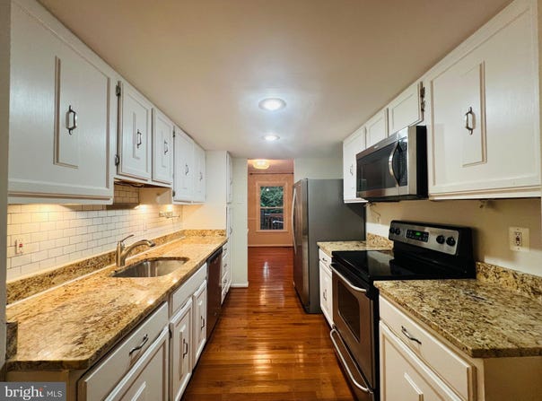 6279 KERRYDALE Drive, SPRINGFIELD, VA 22152