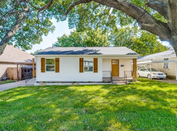 4821 Langley Road, River Oaks, TX 76114