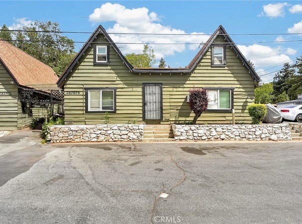 23762 Manzanita Drive, Crestline, CA 92325
