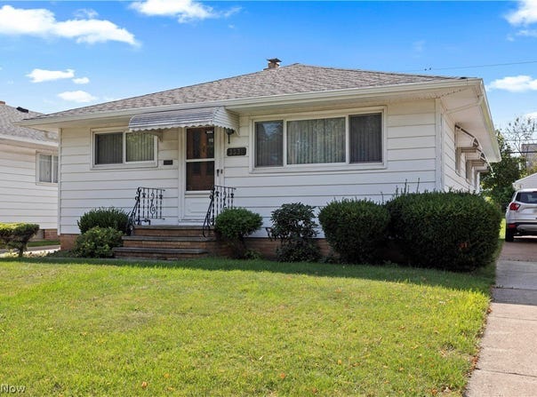 3331 Stanfield Drive, Parma, OH 44134