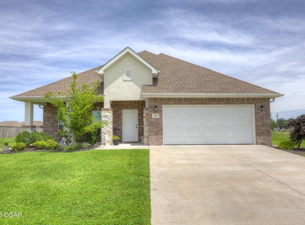 103 Gabriel Boulevard, Duenweg, MO 64841
