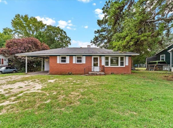 1850 S Clearview Drive, Henderson, NC 27536