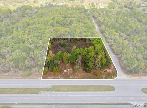 161 W Norvell Bryant Highway, Hernando, FL 34442