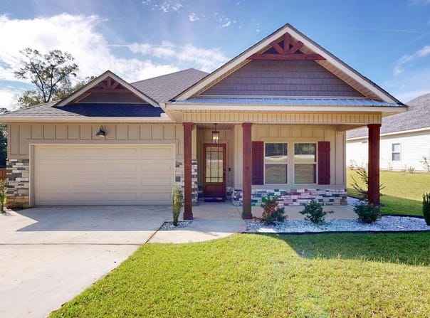 1642 E Smithville Road, Dothan, AL 36301