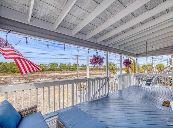 7905 White Sands Blvd, Navarre, FL 32566