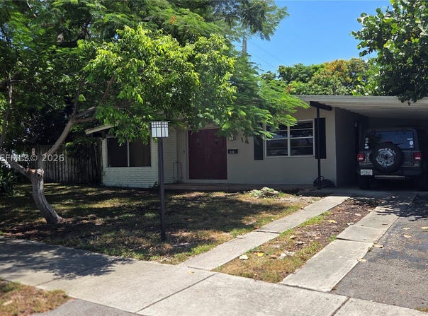298 NE 46th St, Deerfield Beach, FL 33064
