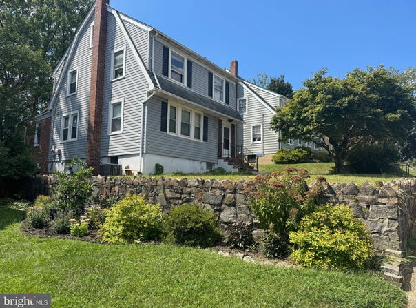 1238 LEEDS Terrace, HALETHORPE, MD 21227